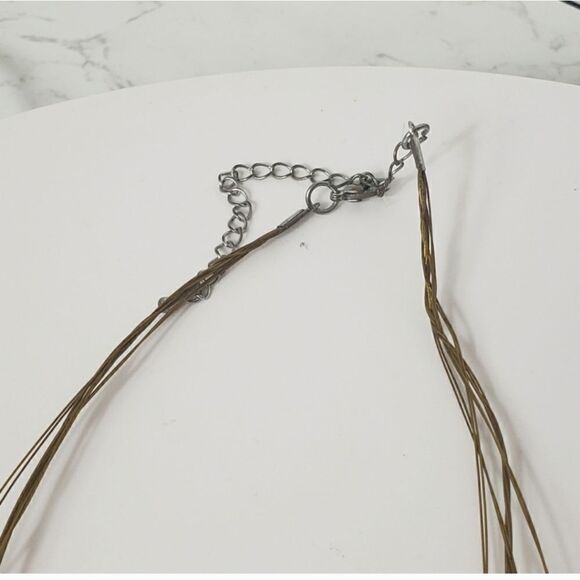 ARTISAN Layered Multi-strand Stone Chip & Wire Necklace - Picture 5 of 6